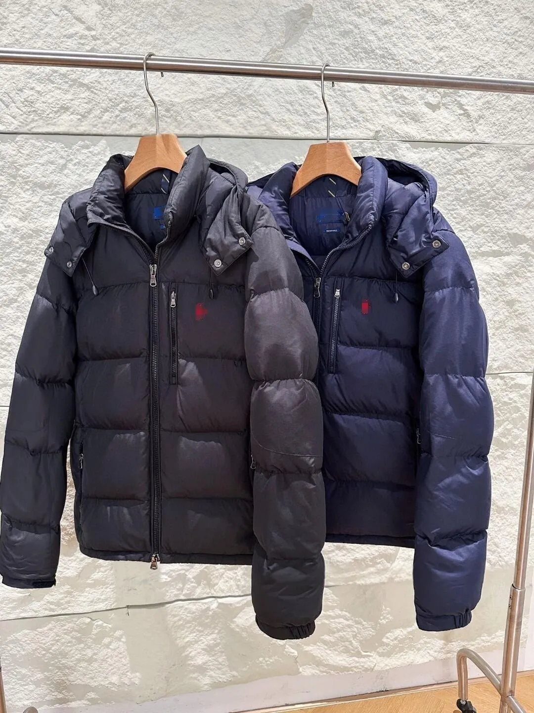 Designer Jacket Coat Embroidered Thickened Windproof Waterproof Insulated Jacket for Men and Women with Detachable Hood