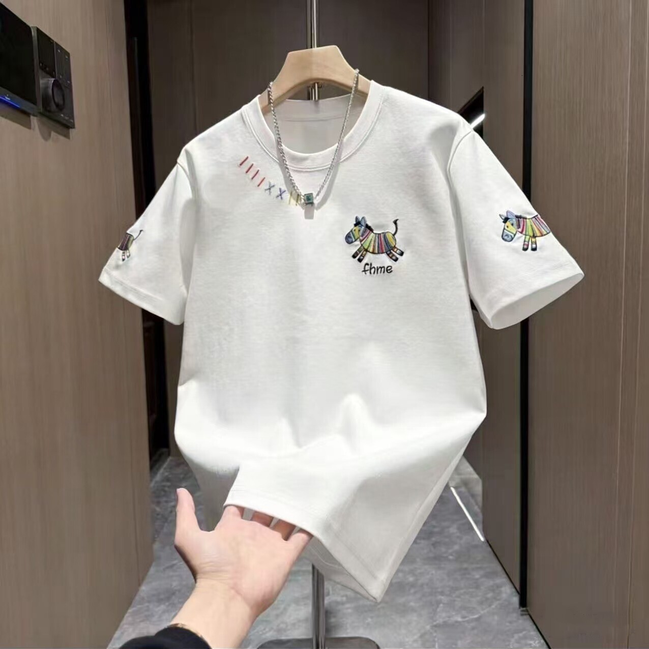 Luxury Brand Designer Soft White Cotton Colorful Pony Embroidered Crew Neck Short Sleeve Casual Versatile Spring Fashion Streetwear T-shirt
