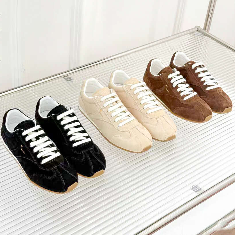 Designer Shoe Suede Leather Luxury Casual Sneaker High quality Womens Fashion German Army Trainer comfortable Lace up Flat Brown Retro GAT Lady Spor