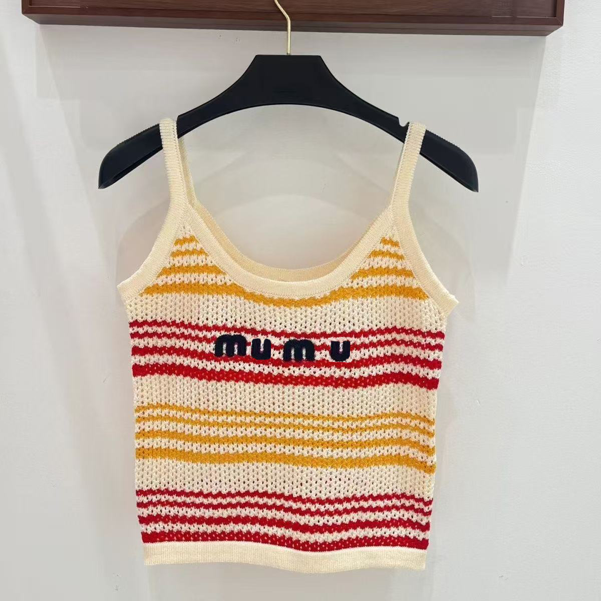 2026 Summer New Women's Knitted Vest, High-Quality Fashion Striped Sleeveless Tank, Designer Sweater