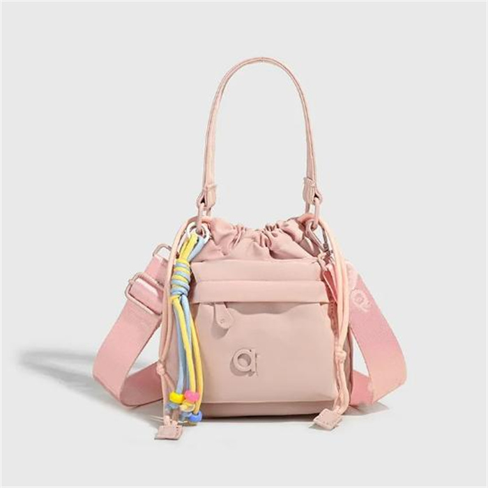 Mode Sacs de soirée de luxe Sac à dos de voyage de sport de créateur Nouveau sac de yoga Sac à bandoulière de banlieue Sac à main de style coréen