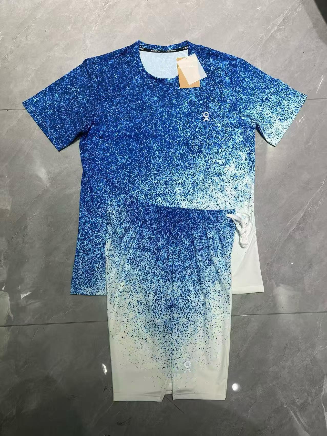 On Clouds Tracksuit Summer Mens Tracksuits Tech Sets Designer Onruning Tracksuit T Shirts And Shorts Set Two Piece Fitness Suit Print Quick Drying A