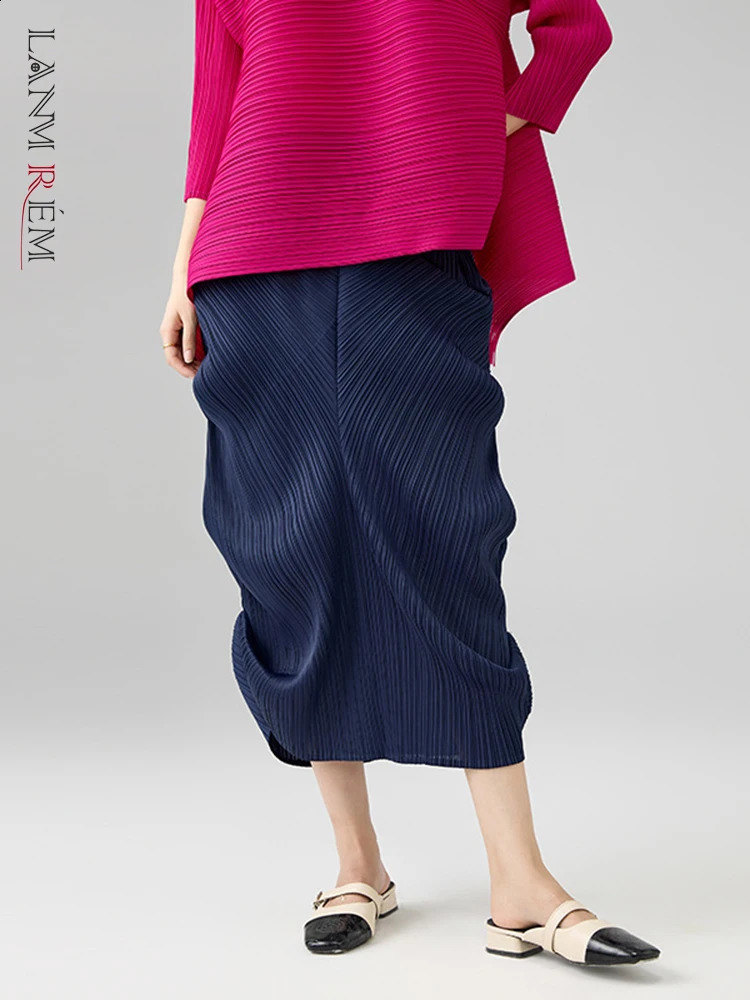 LANMREM Womens Elegant Niche Pleated A line Skirt Summer Fashion Irregular Elastic Wiast Loose Skirts 2DB2865 260609