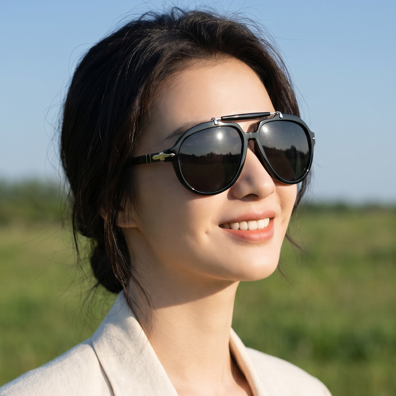 Sunglasses Luxury Designer Crafted Retro Pilot Shades eyewear shades Lens Sunglasses Premium Fashion Eyewear For Casual Outdoor Sports Daily Outfit