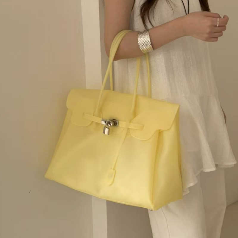 Handbags for Woman 2026 New Summer Candy Color Bags Water Resistant Large Capacity Daily Use Tote Shoulder Bag H260822