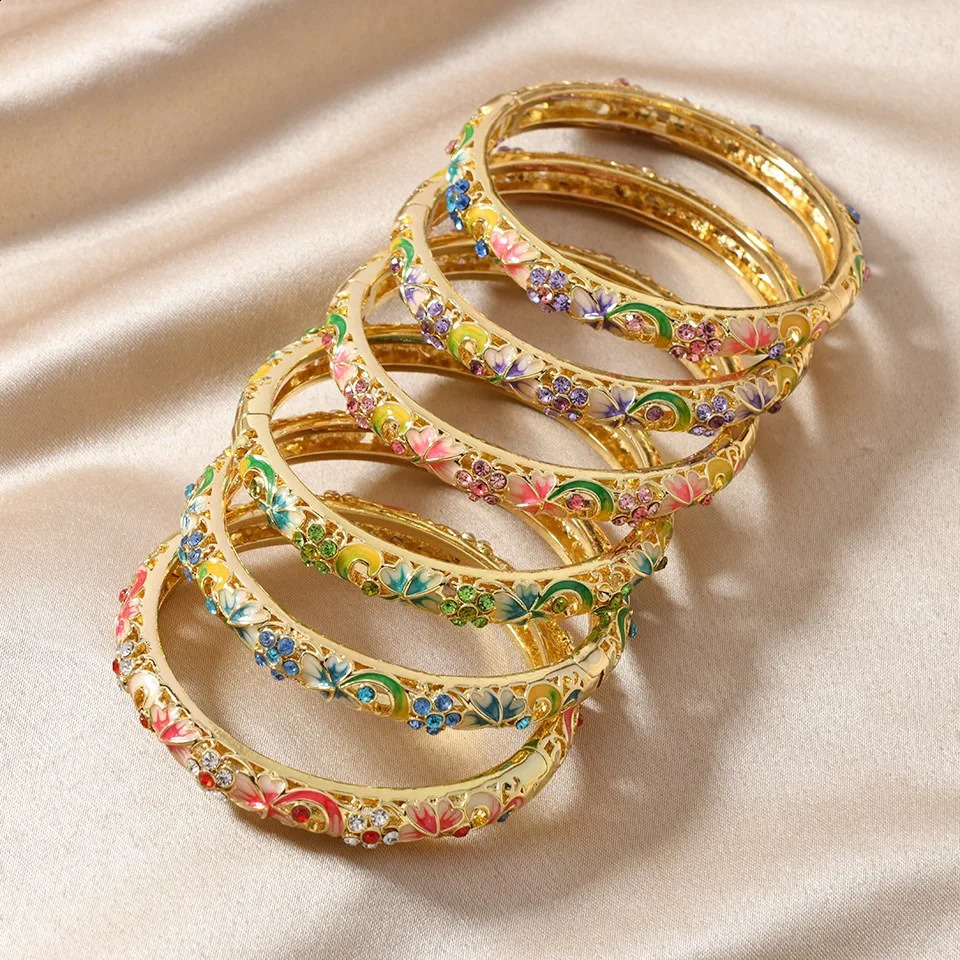 Arrival Chinese Style Light Alloy Gold Plated Zircon Chain Link Rose Bracelet Womens Vintage Fine Retro Jewelry 260609