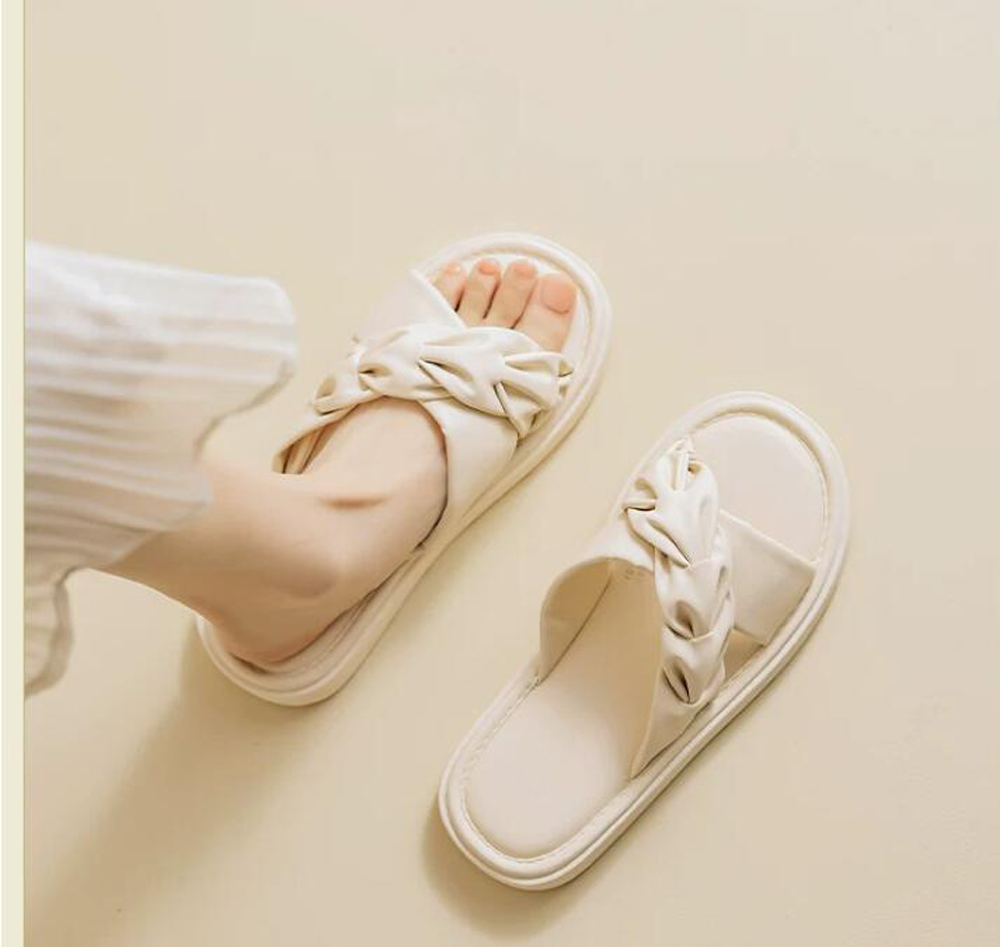 Designer Sandals Ladies Sandals Slippers women Summer Shoes Shoes Outdoor Beach Slippers Ladies Classic Fashion Casual slides L1-image-950039700
