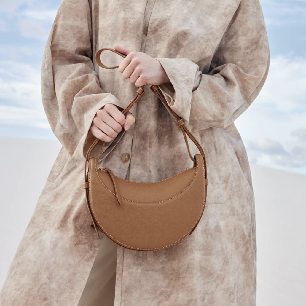 2026 New New Designer Luxury Pure Cowhide Half Moon Numero Style Crossbody Dumplings Fashionable And Classic Women's Bag Top Quality