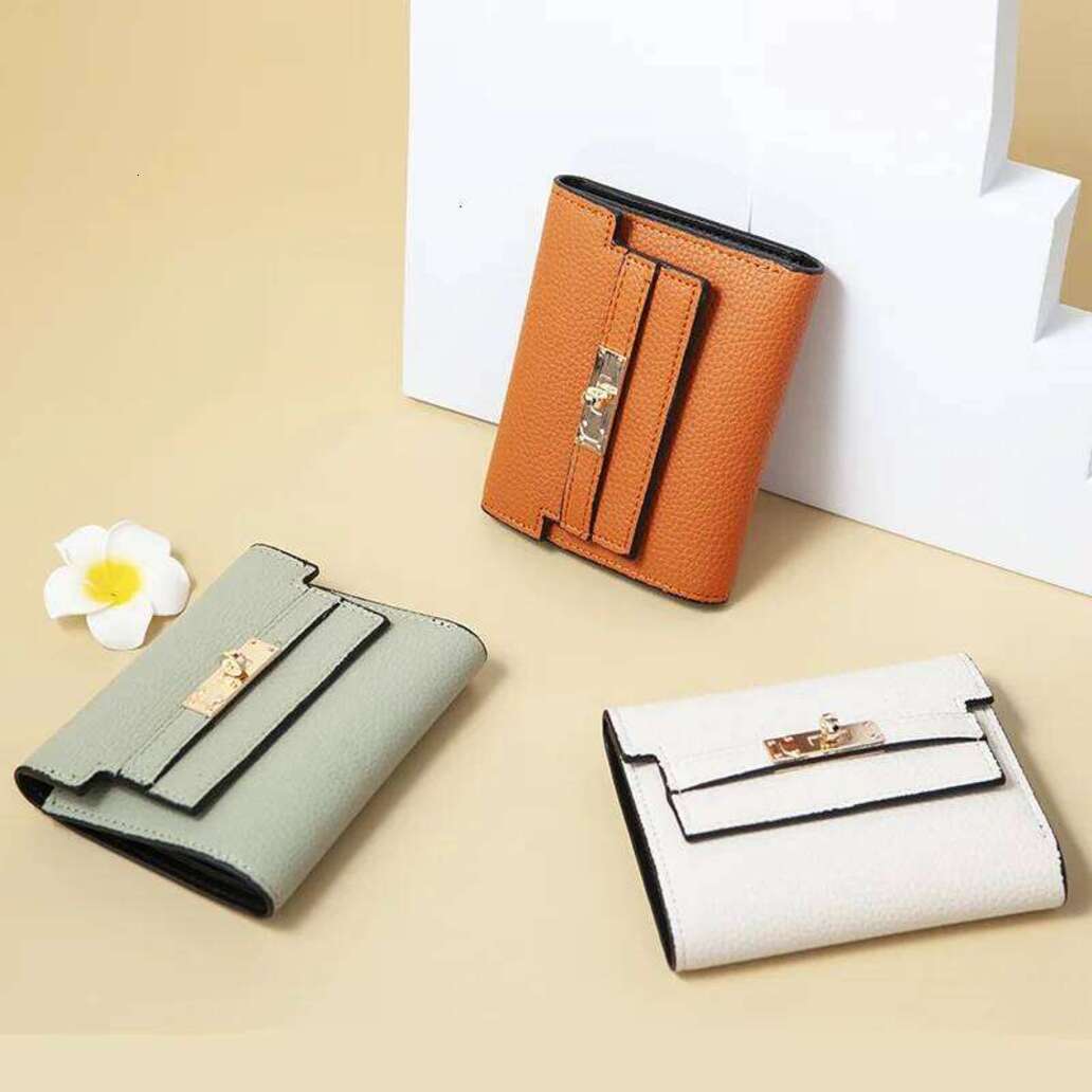 new compact online celebrity ladies purse multi-card holder large capacity Korean version of solid color short card package 26M0225 32