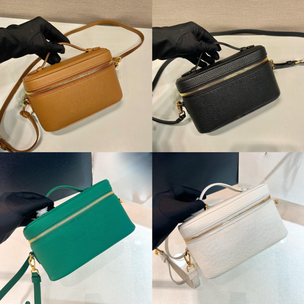 Makeup luxury Bag Designer 10A Mirror Quality Women's Cosmetic Cowhide Shoulder Crossbody Hand Fashion Opening And Closing Small Square Bag, Co