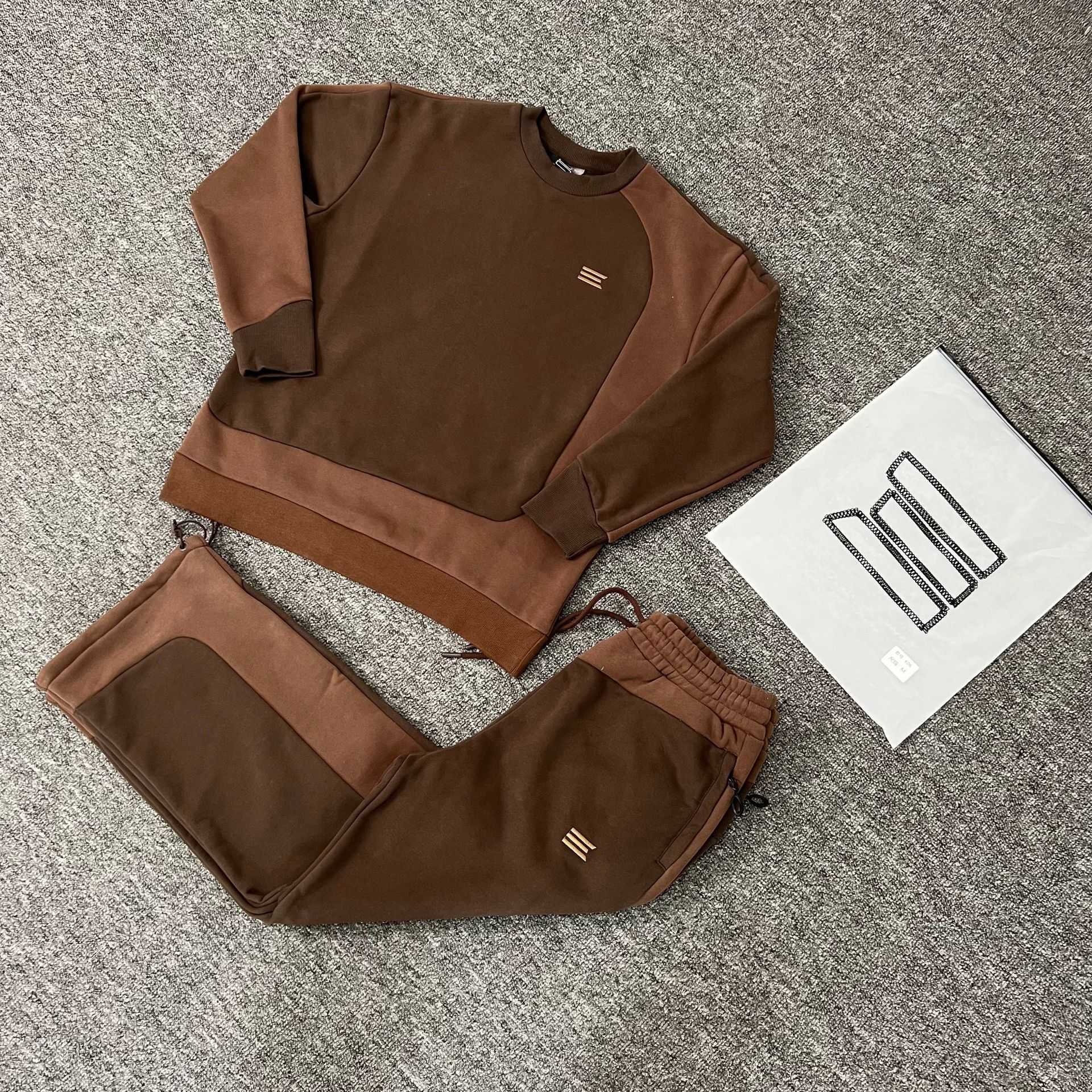 High quality designer clothing 2025 Fall/Winter New kroen Letter Embroidery Fleece-Lined Crew Neck Sweatshirt Unisex Wholesale3DWM
