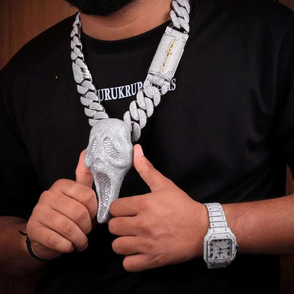 Moissanite Ghost Face Pendant Cuban Chain Iced Out Hip Hop Necklace in 925 Silver Custom Bling Jewelry for Men cry
