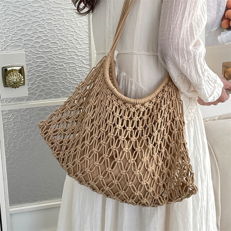 Handwoven Womens Shoulder Hollow out Large Capacity Beach Vacation Crossbody Bag Spring Summer Casual Style Fabric Bucke 260609