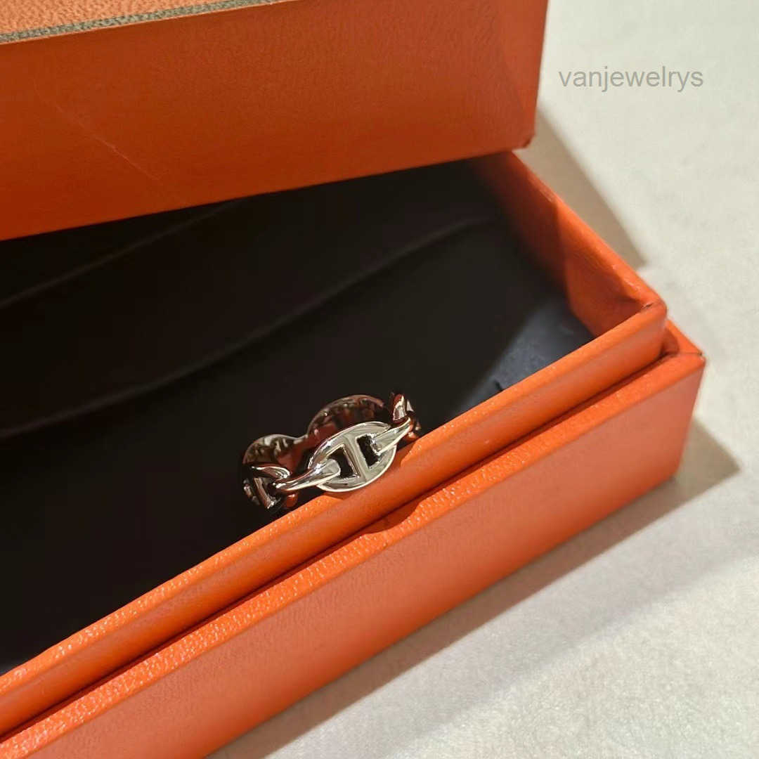 Luxurys Band Rings Brand Designer high Quality S925 Sterling Silver Pink Nose Round CIrcle Hollow Ring For Women Jewelry Party Gift With box 6YC0