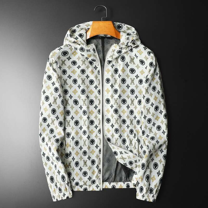 European Style Youth 2026 Summer New Men's Fashion Casual Hooded Sun Protection Jacket