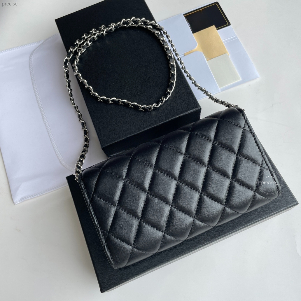 2026 New New Luxury Designer Lambskin Quilted Chain Shoulder Women Classic Flap Crossbody Messenger Handbag Small Bag Free Shipping