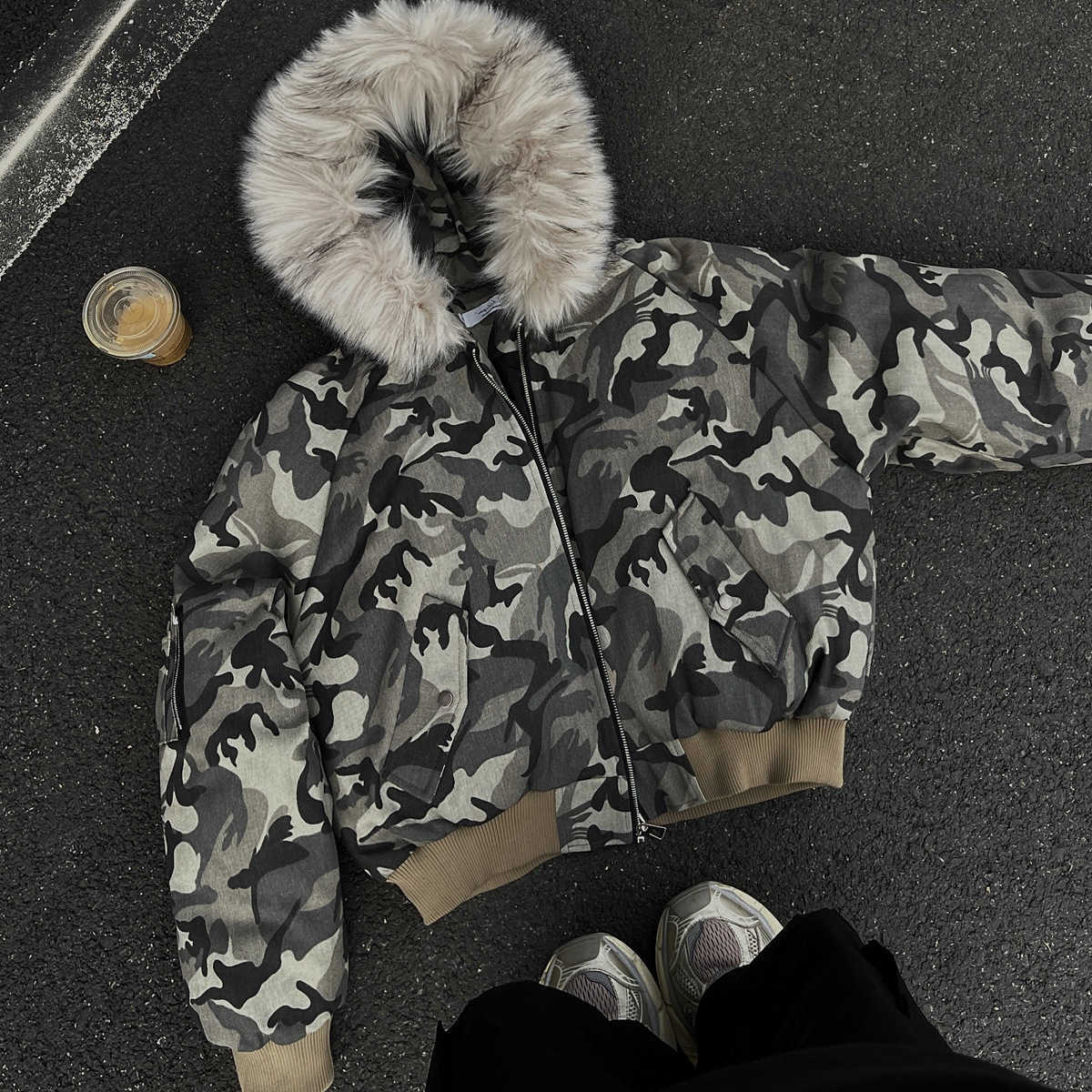 Mens Winter Camouflage Bomber Jacket Big Fur Collar Short Cotton Jacket Thick Warm High Street Fashion Outerwear Mountain Style Q260610