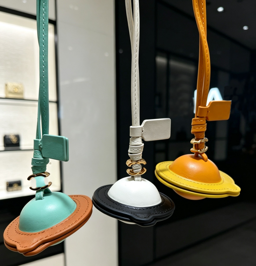 Celestial body Designer Double CC genuine leather Lanyards Mini Planet Charm Woman Key Chain Bag Handle Luxury String Purse Charms Accessories Top g
