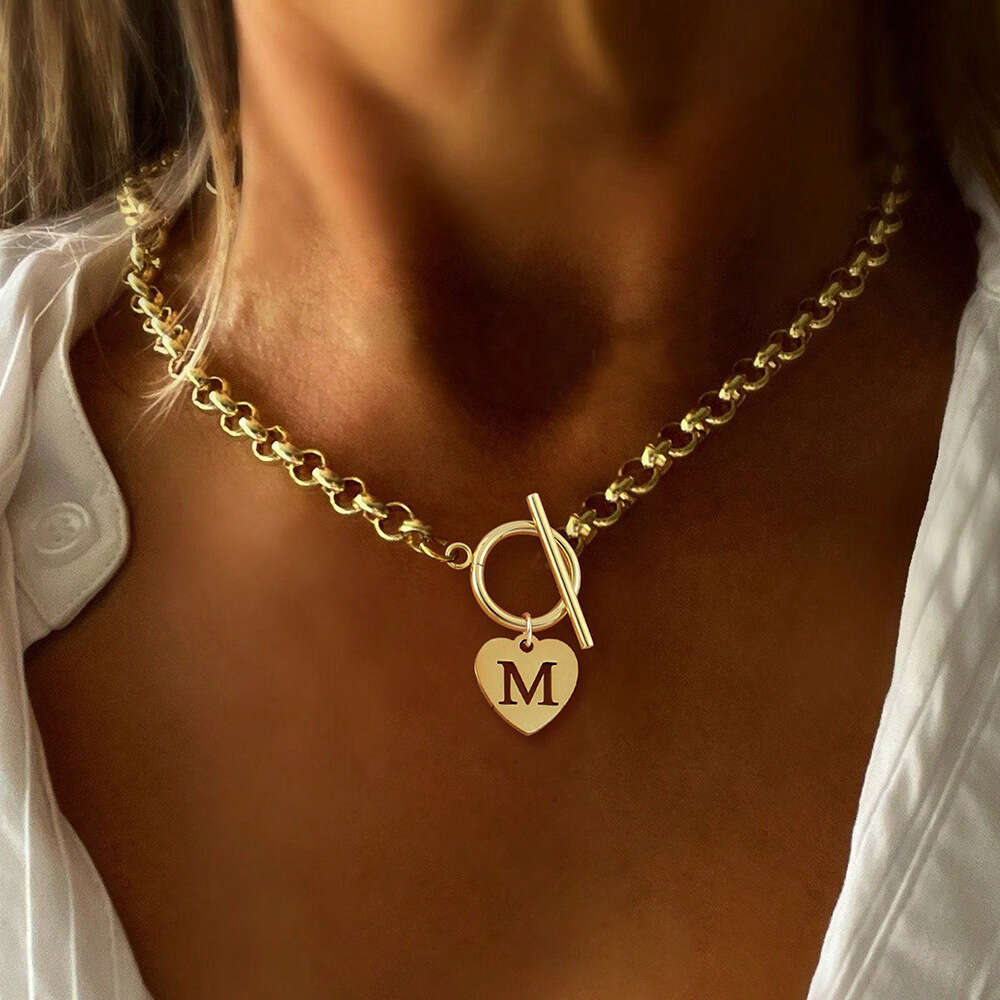 Collier avec pendentif lettre cœur pour femmes, ras du cou polyvalent à la mode pour usage quotidien, boucle en acier inoxydable, Design bijoux à