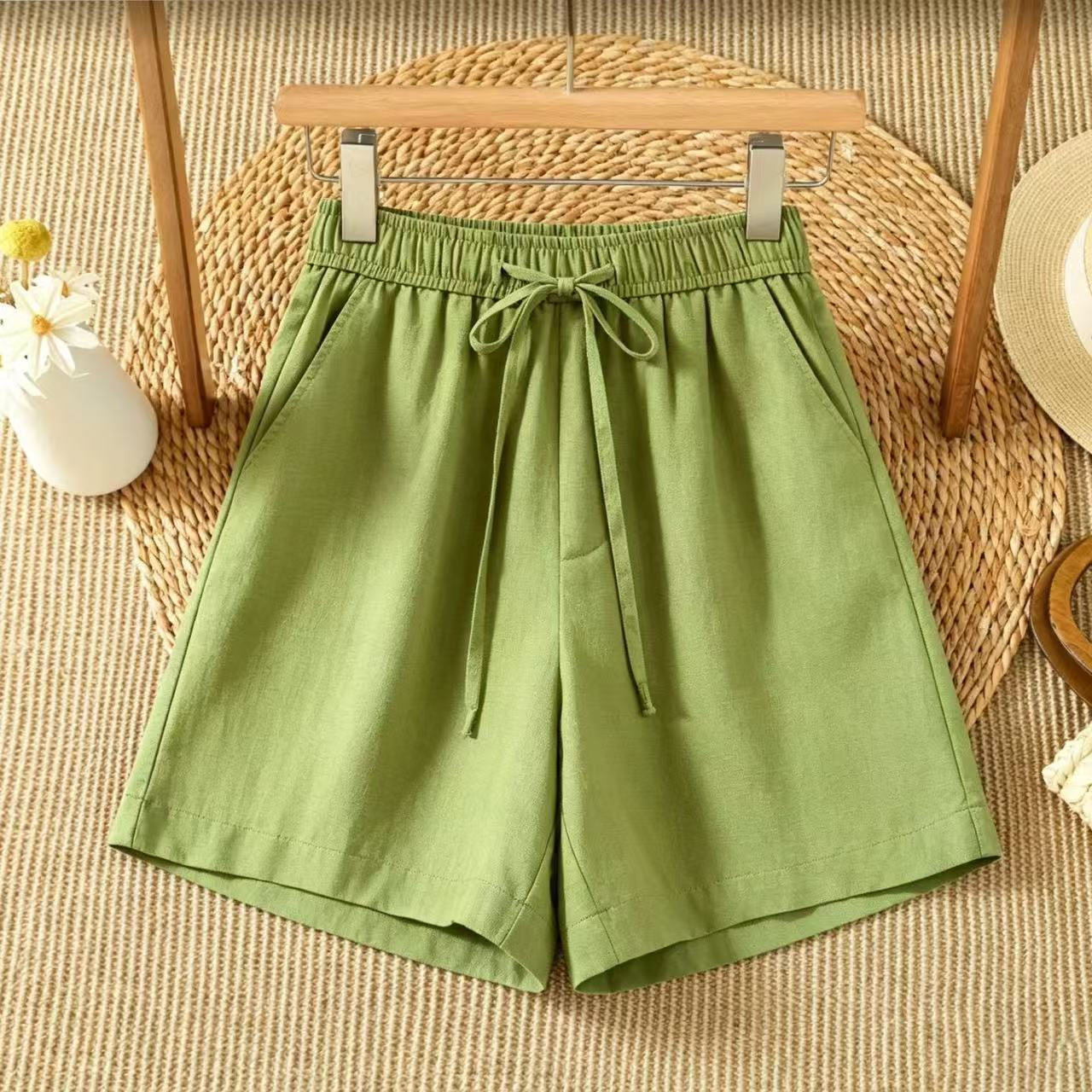 069 Pantalon court de style jupe-short adapté à l'été, doté d'une technologie sans repassage