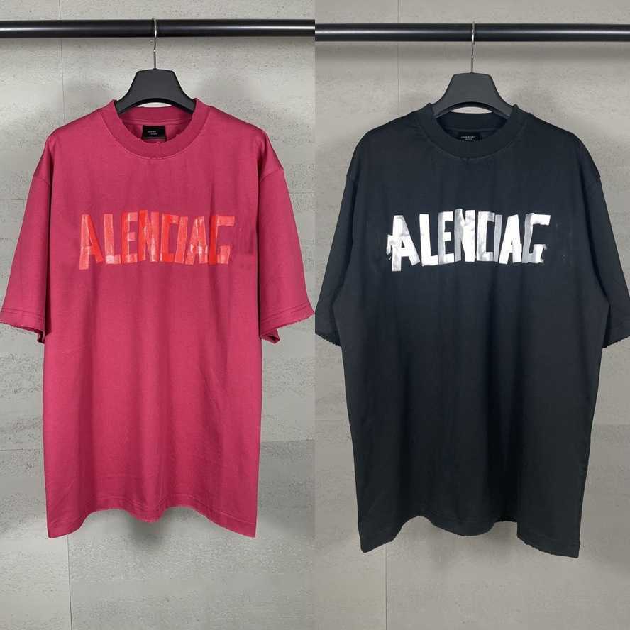 High-end version of Parisian fashion Bs new model short-sleeve T-shirt with textured paper tape pulped print washed and distressed finish{category}
