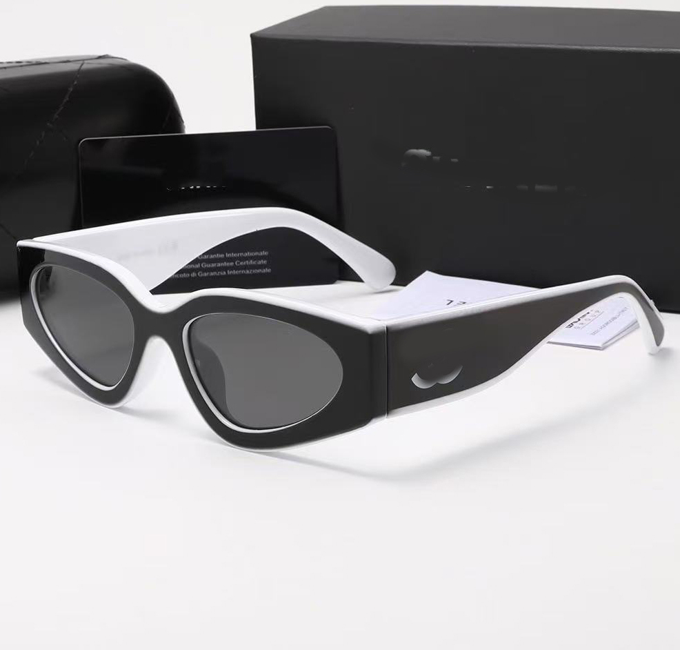 Designer pour femmes Cat Eye lunettes de soleil de luxe Polygons CH Noir blanc schéma de couleurs Lunettes de soleil classiques lunettes unisexes