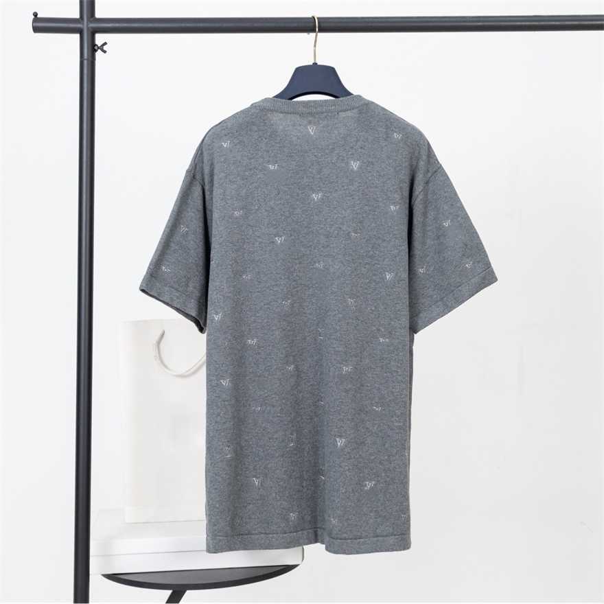 Correct version of Lvjias new spring collection classic knitted wool shirt with micro-logo letter embroidery unisex round neck short sleevesZUDJ