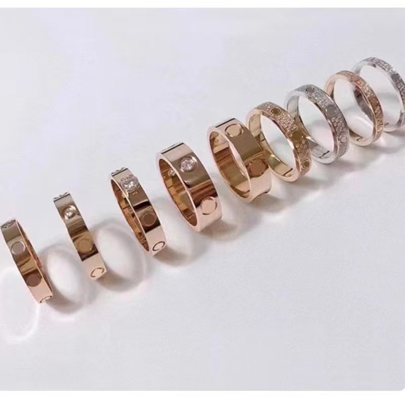 enior designer classic LOVE ring with 18k gold plating and diamond inlay, light luxury style, starry sky for couples, comes with original cloth b-image-1110132536
