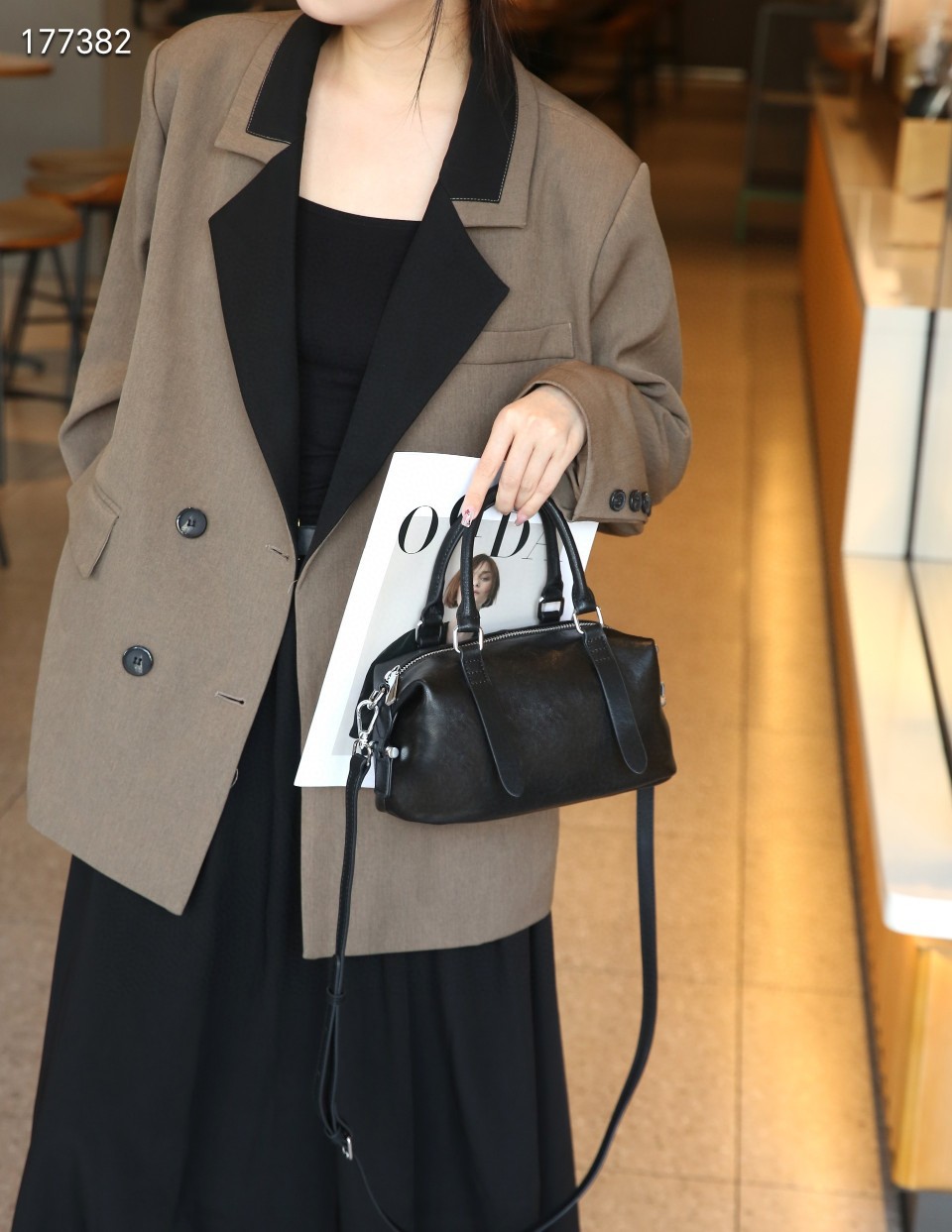 Top layer cowhide small-scale design , European and American retro new style handbag, fashionable genuine leather women's bag