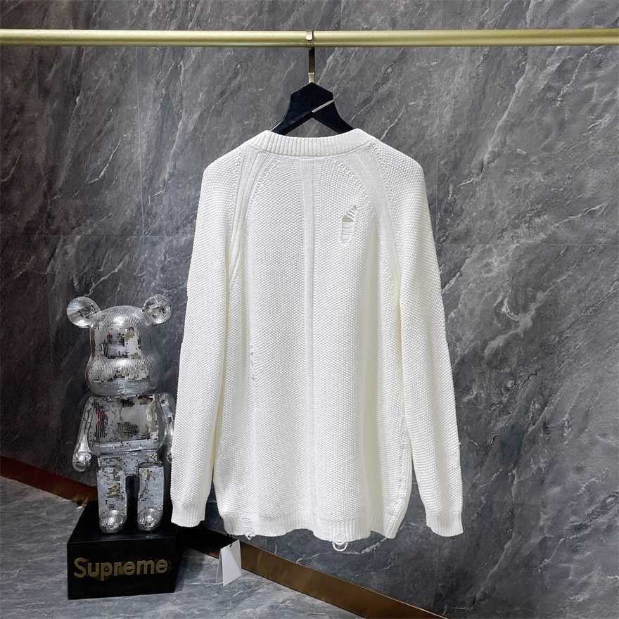 Correct version of CH Cros new autumn/winter collection cardigan sweater with metal buttons and embroidered leather label on the chest unisex styleT