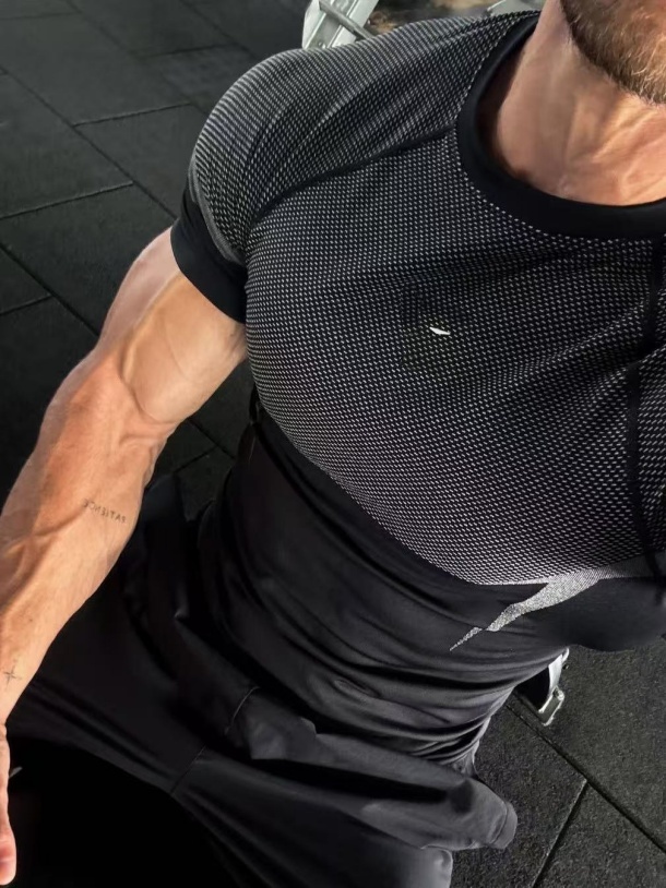 Men's Seamless Gym Shirt for Overweight Muscular Builds Gymsharker Onyx 5.0 Plus Size Workout T-Shirt Quick Dry Breathable Athletic For Big-image-957358045