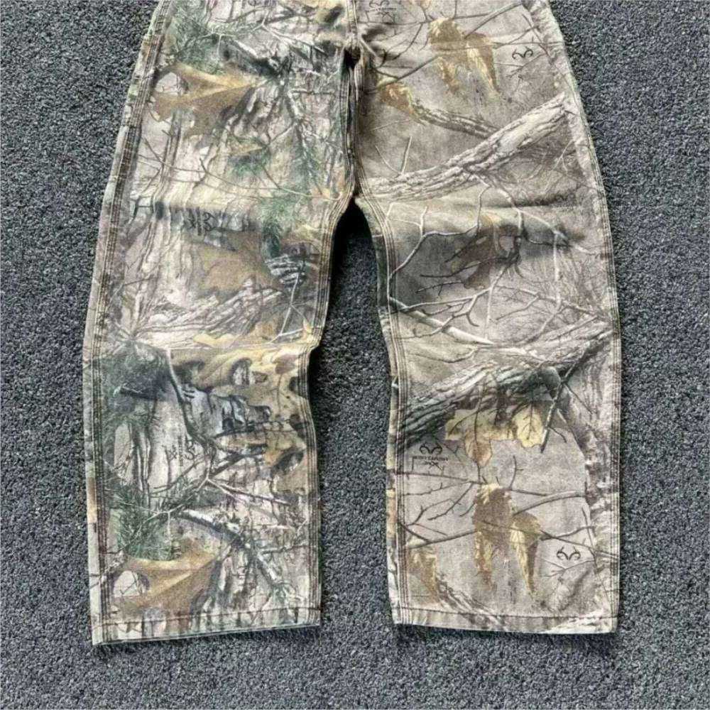 2026 New Mens Branch Camouflage American Style Old Washed Wide Leg Retro Loose Fashion Trend Street Straight Jeans Camo Pants Y2K Q260225 Q260612