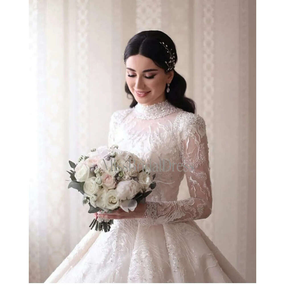 High Muslim Style Dresses Bridal Ball Princess Long Sleeves Lace Appliques Wedding Gowns V Neck Petites Plus Size Mb612