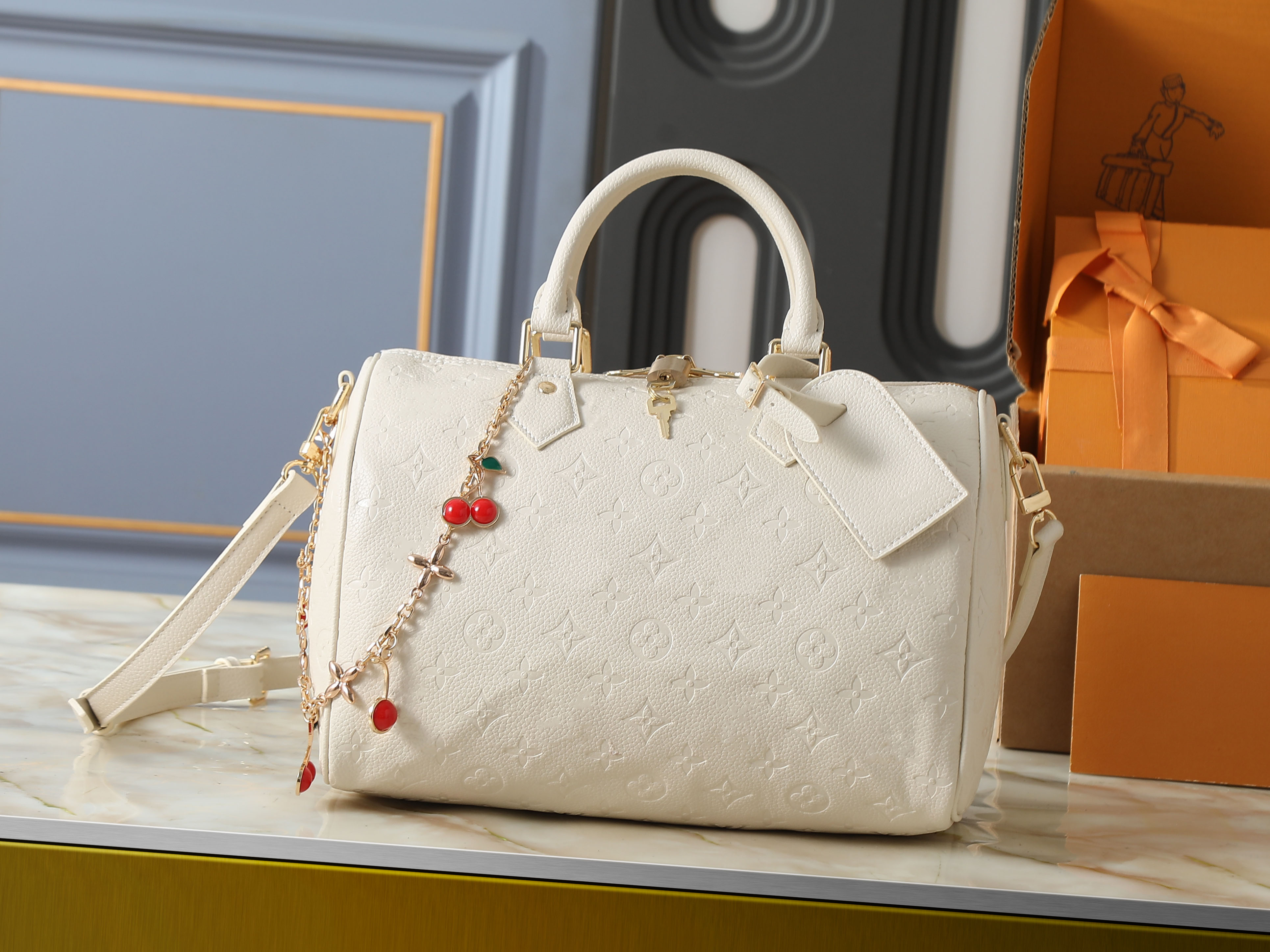 New high-end lightweight luxury fashion handbag, versatile and stylish