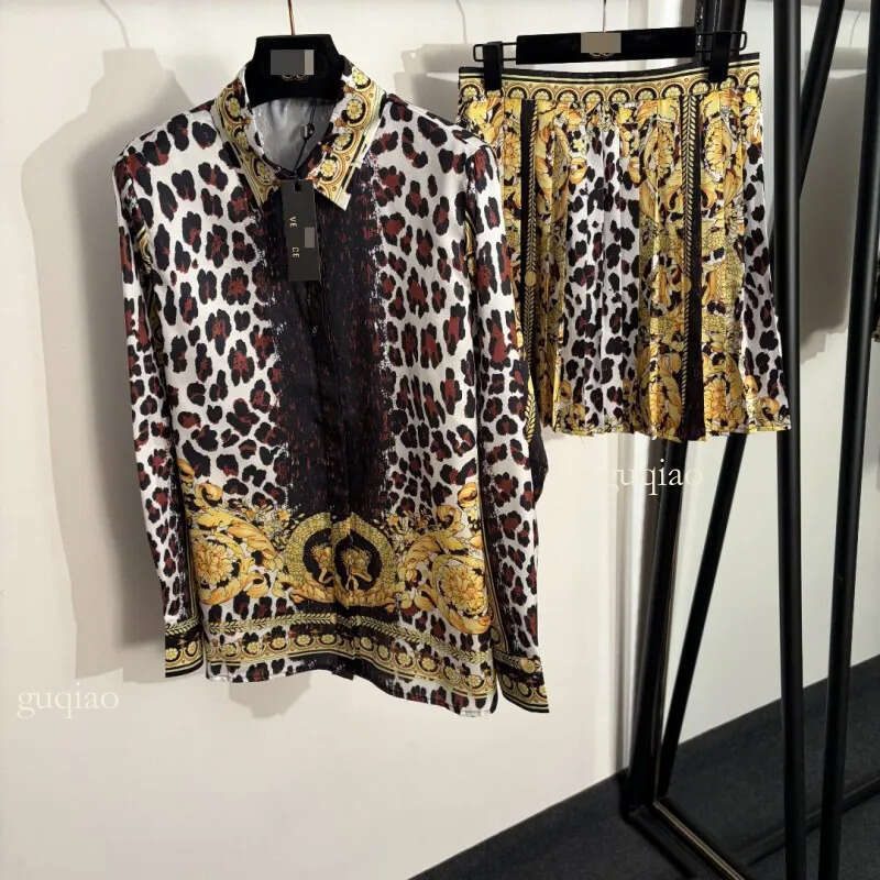 Designer Skirt Blouse Summer Clothes Women Leopard Baroque Print 2 Piece Set Shirt Pleated Skirt High Quality Clothing Women Designer