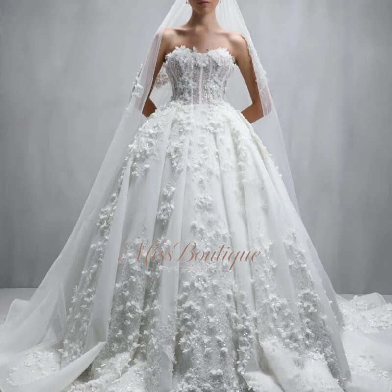 Luxury White Dubai Arabic Mermaid Dresses Flower Applique Tull A Line Court Train Wedding Dress Bridal Gowns Vestidos De Q612
