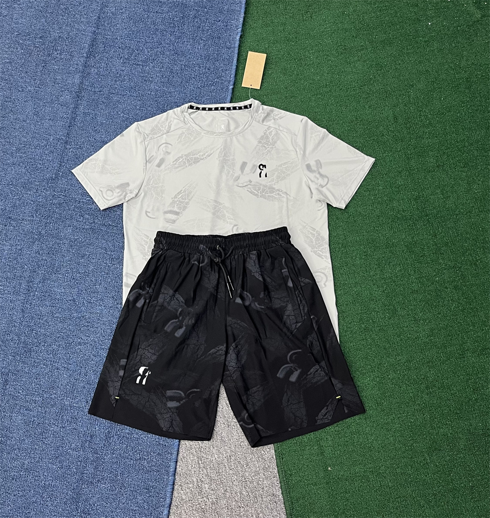 quick drying clothes Men Designer Running Clothes Quick Drying Tech Suits Tracksuits T Shirt Shorts Womens Prints Quick Drying Breathable