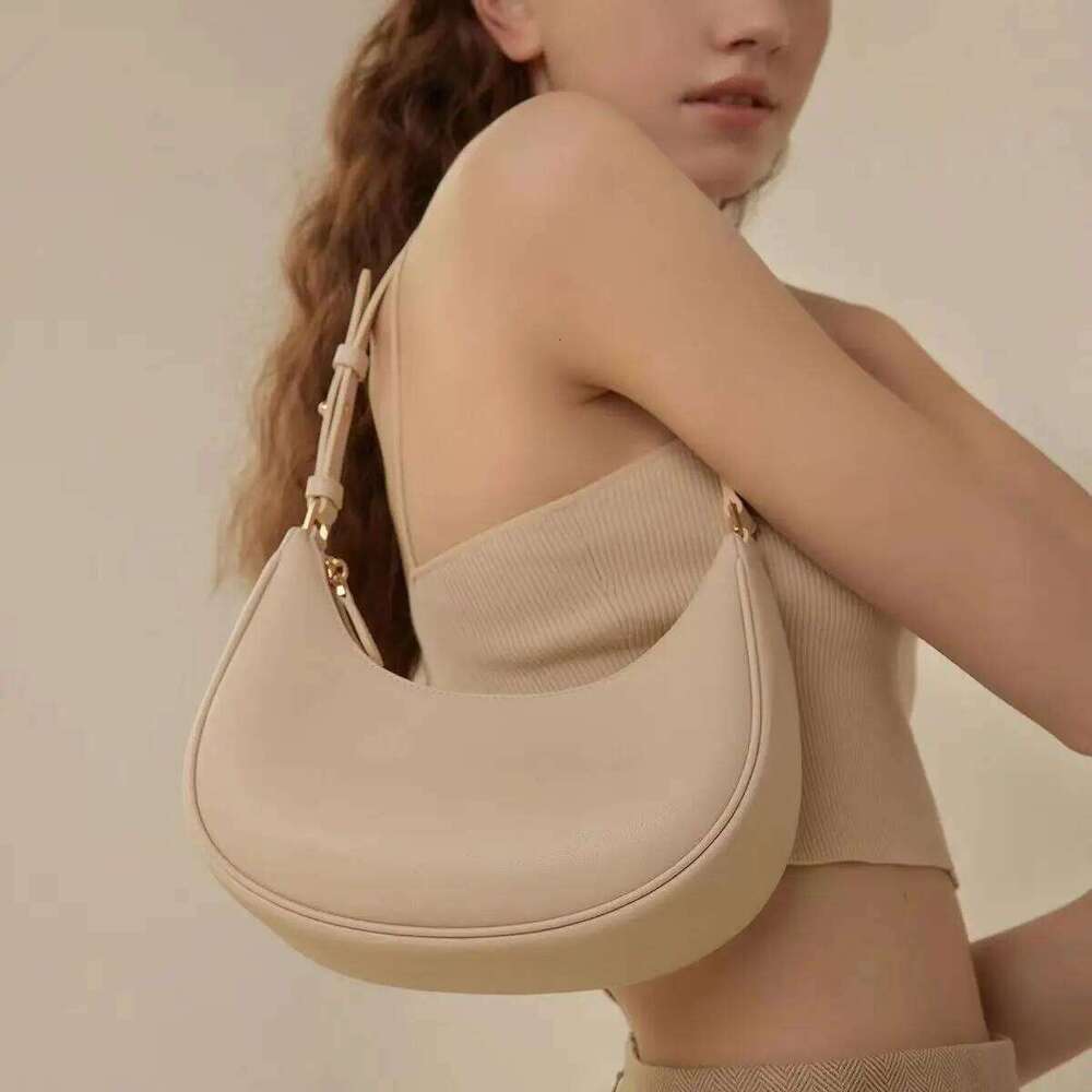 Cross-Border Simple Underarm Women's Shoulder Niche French Bread 2024 New Style Half-Moon Bag Fiberglass Fabric Material