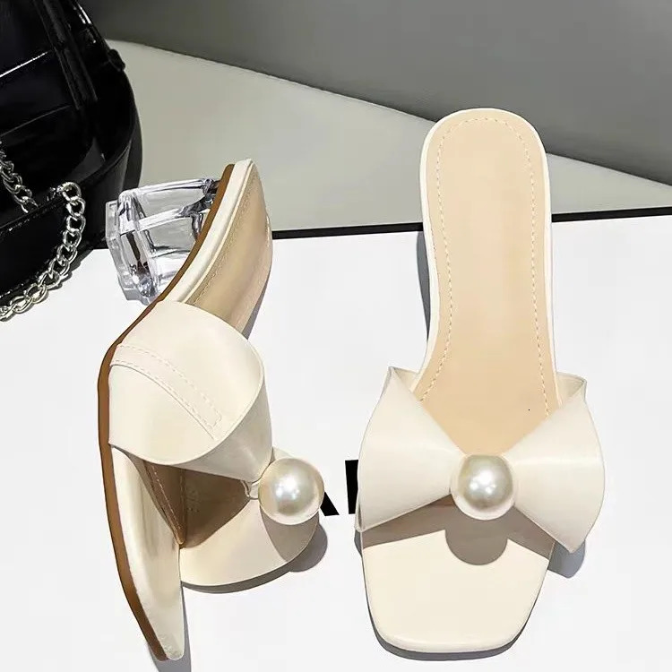 Sexy French-style High Heels Square-toe Chinese Style Pearl Sandals for Women Summer Thick Heels 260612