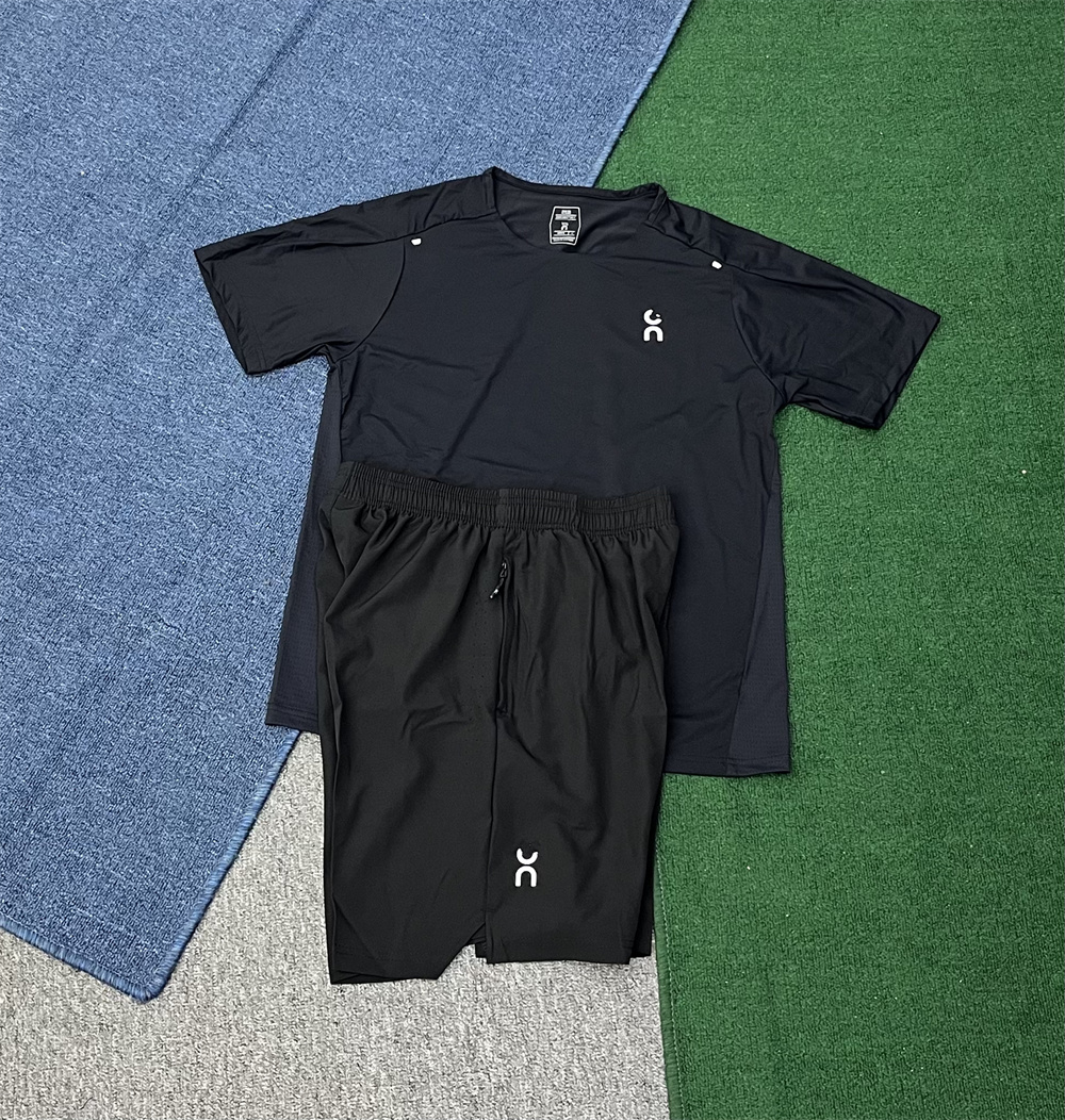 quick drying clothes Men Designer Running Clothes Quick Drying Tech Suits Tracksuits T Shirt Shorts Womens Prints Quick Drying