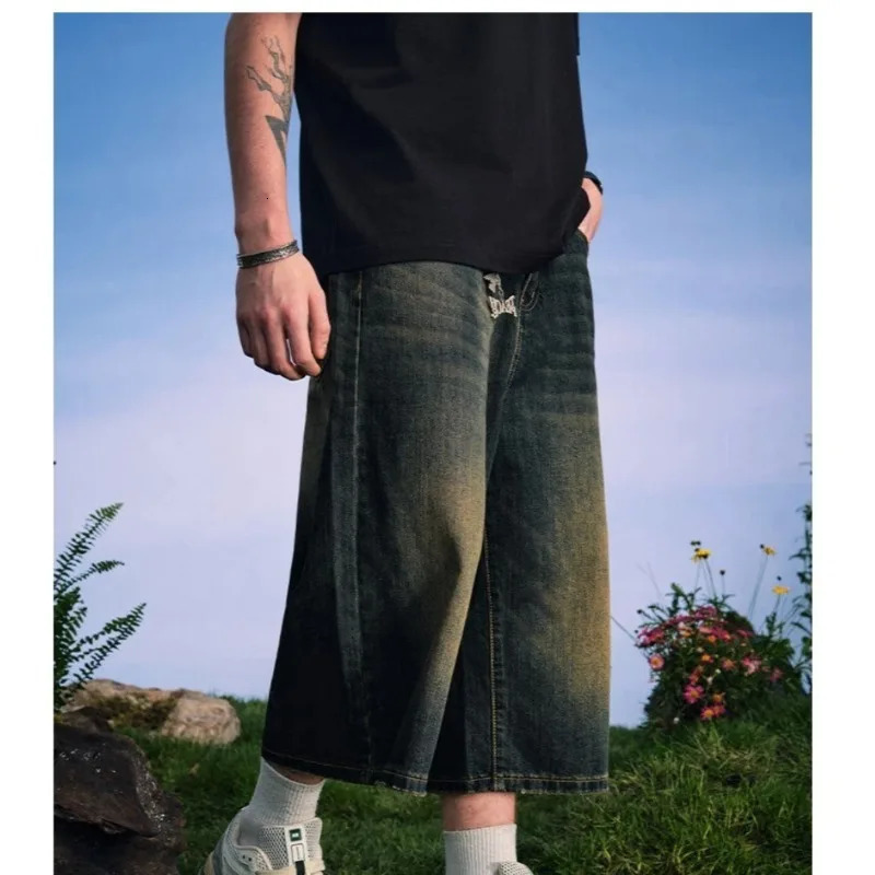 Mens 2026 Summer American High Street Retro Gradient Washed Denim Shorts Lazy Youth Trendy Ins Versatile Casual Pants 260609