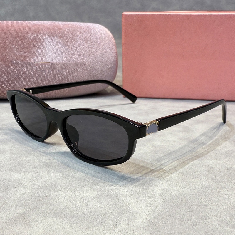 Fashion Designer Sunglasses luxury letter womens Mens Goggle senior small Eyewear For Women eyeglasses oval frame Vintage Cat Eyes UV Protection Gla