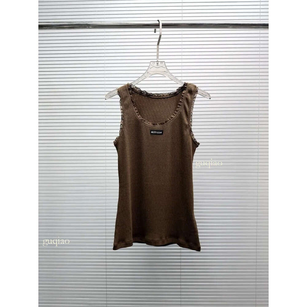 Tank Top Debardeur Luxe Women 2026 Summer Ribbed Knit Tank Top Lace Trim Scoop Neck Slim Fit Cami Designer Skirt High Quality Summer Clothes Women D