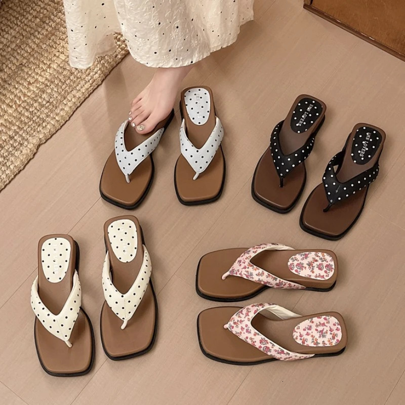 Summer Women Platform Thick Bottom Polka Dot Slippers Concise Height Increase Shoes Flip-Flops Dress Vacation Slides 260612