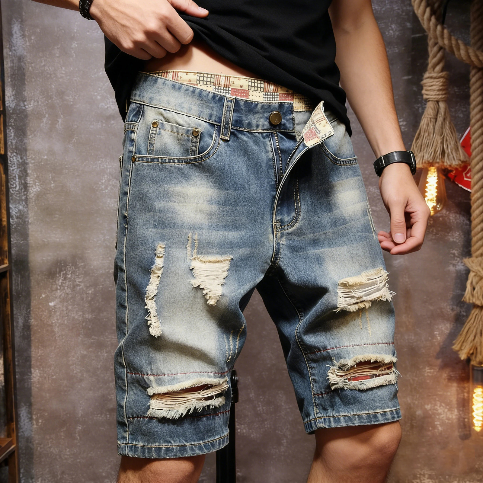 Mens vintagestyle distressed denim shorts casual loosefitting streetstyle fashionable classic and versatile 260612