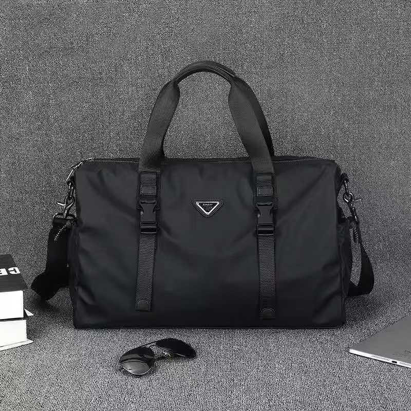 2026 Men's and Women's Handbags Fashionable Luxurious Large Capacity With Internal Divisions Shoulder-Slinging Travel Bags