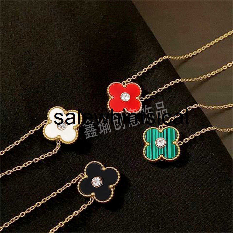 Designer Necklace Titanium steel four-leaf clover diamond necklace versatile collarbone chain for women double-sided lucky clover pendant exquisite