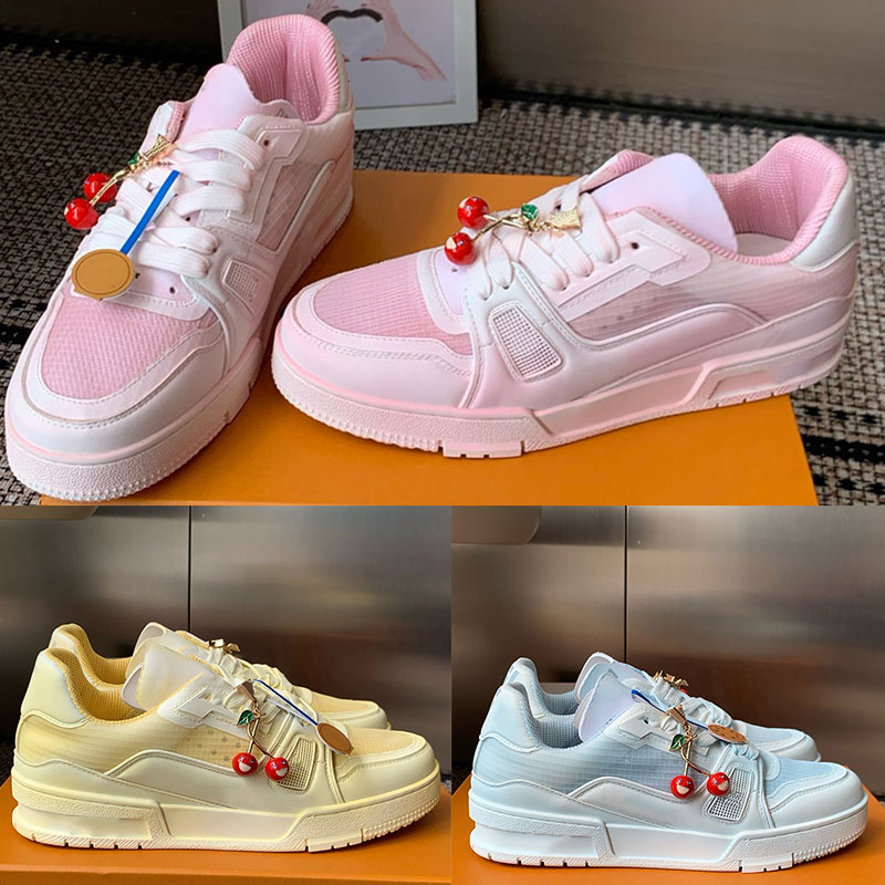 Designer Trainer Sneaker mens Womens Thick Soled Lace Up Skateboard Shoes Luxury Brand New Color Couples Classic Retro Basketball Shoes Non Slip Out
