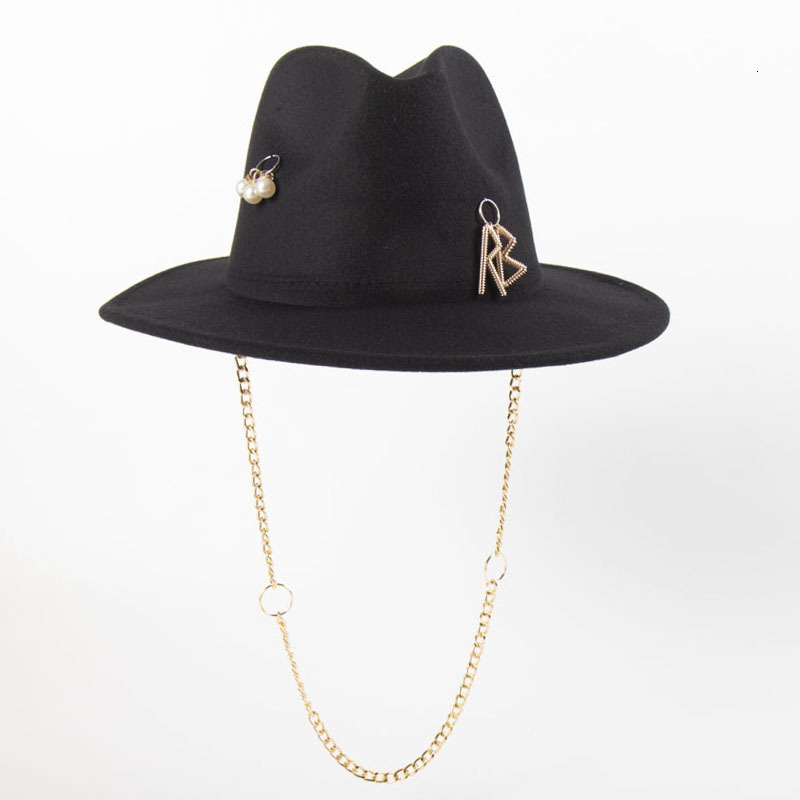 Autumn and winter womens fedora with chain and RB letter pointed felt hat British style with pearls jazz hat 260611