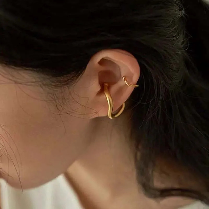 Vintage Gold Color Geometric Twisted Ear Clip Earring For Women Simple Without Piercing Cartilage Cuff Jewelry Gifts 260610